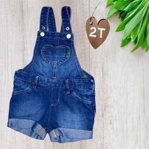 NWOT 2T Braga Jeans with Heart Pocket